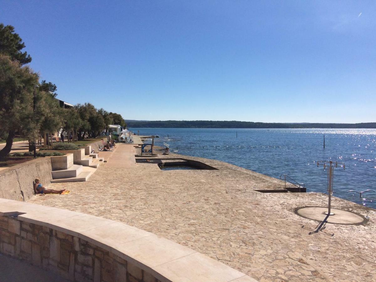 Apartment Gio Novigrad Istria Exteriér fotografie